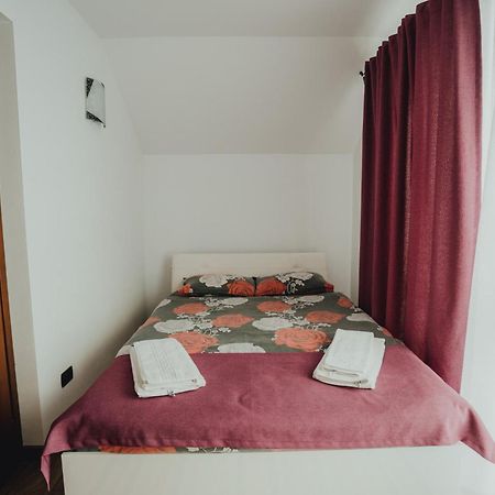 Popasul Calatorului Hotel Moisei Luaran gambar