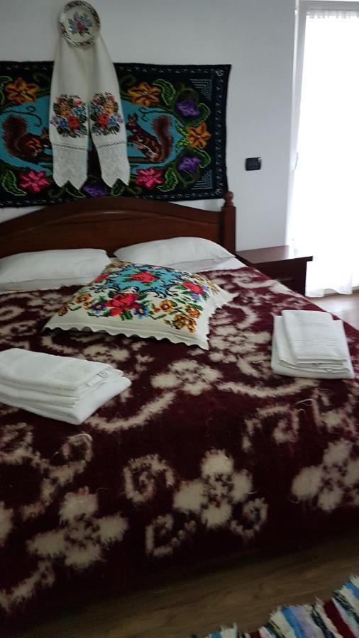 Popasul Calatorului Hotel Moisei Luaran gambar