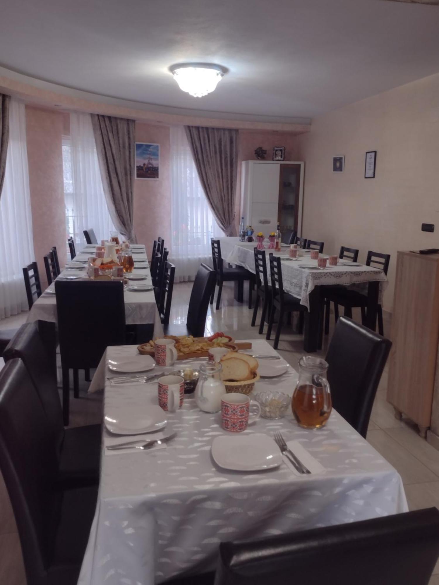 Popasul Calatorului Hotel Moisei Luaran gambar