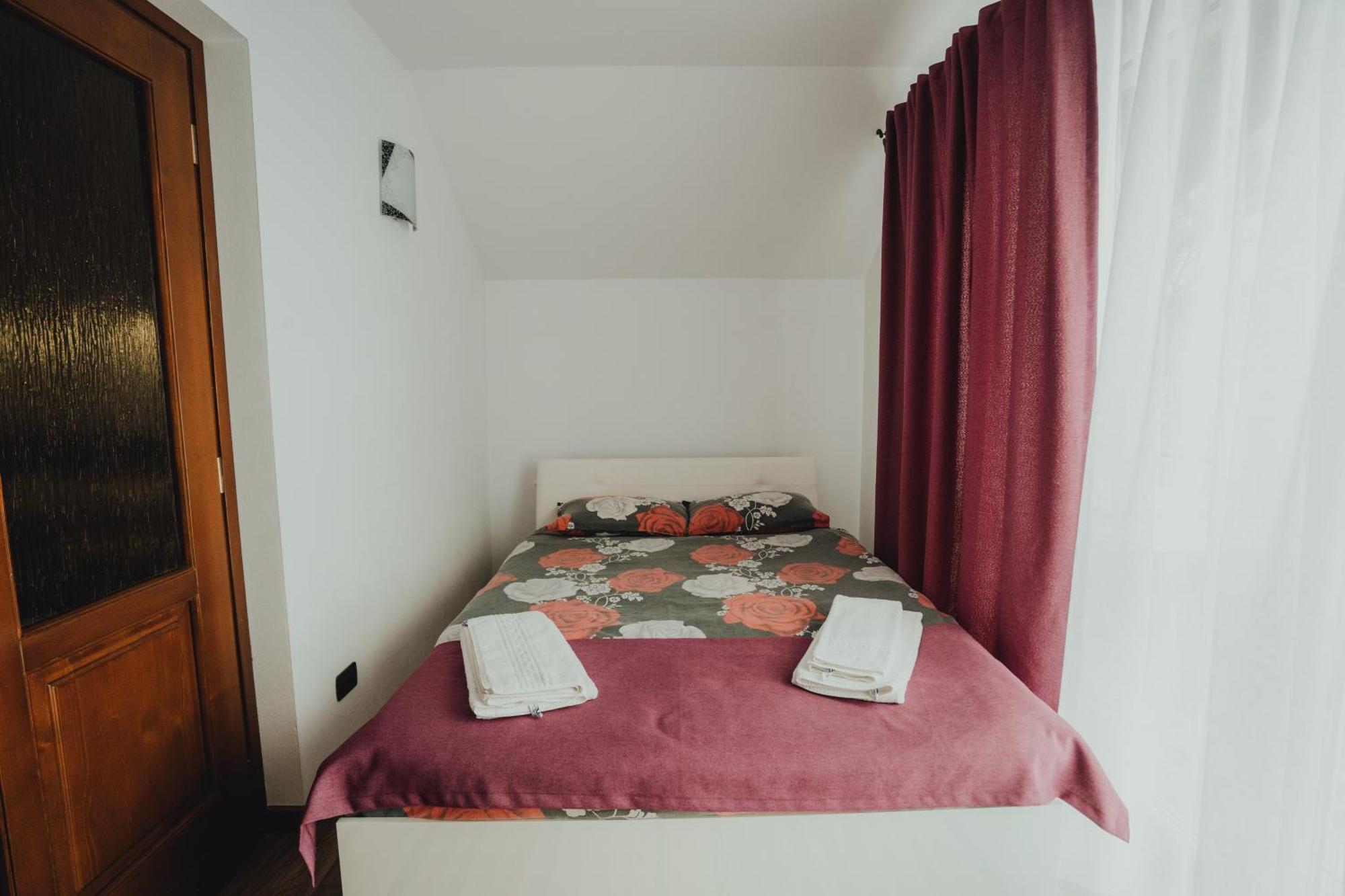 Popasul Calatorului Hotel Moisei Luaran gambar