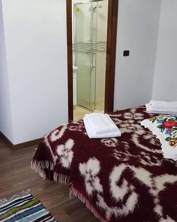 Popasul Calatorului Hotel Moisei Luaran gambar