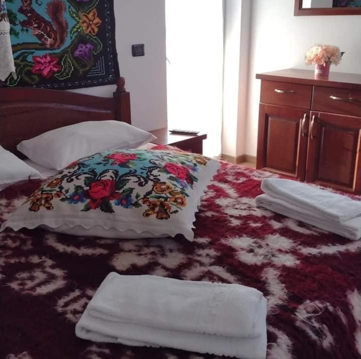 Popasul Calatorului Hotel Moisei Luaran gambar