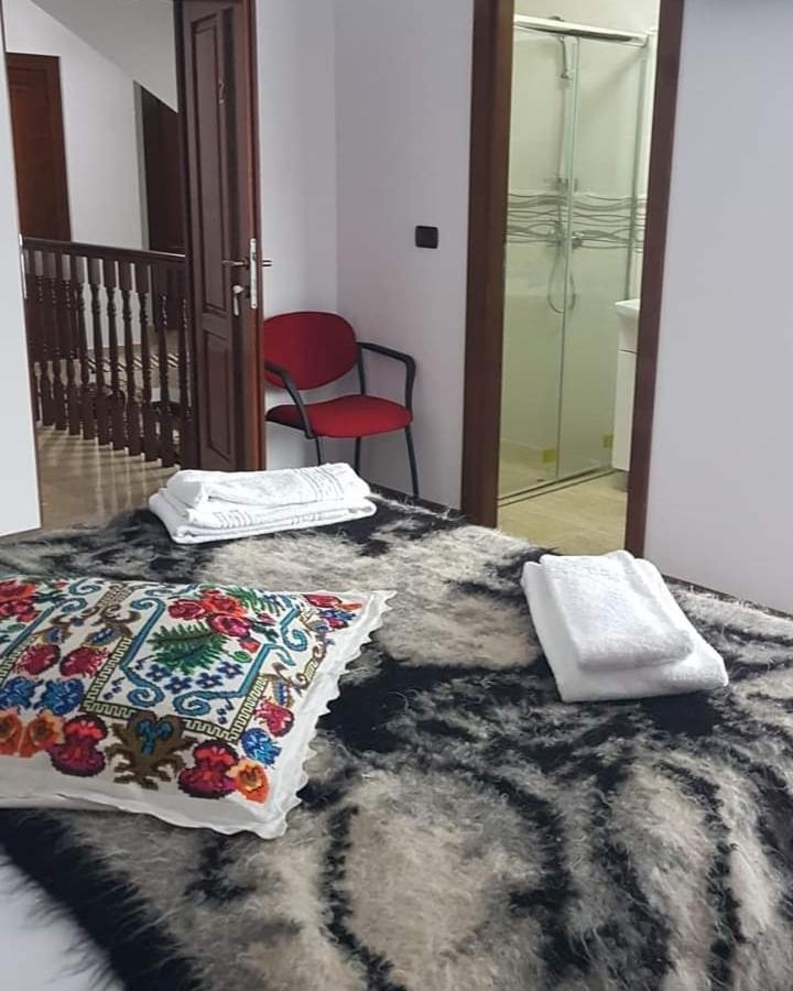Popasul Calatorului Hotel Moisei Luaran gambar
